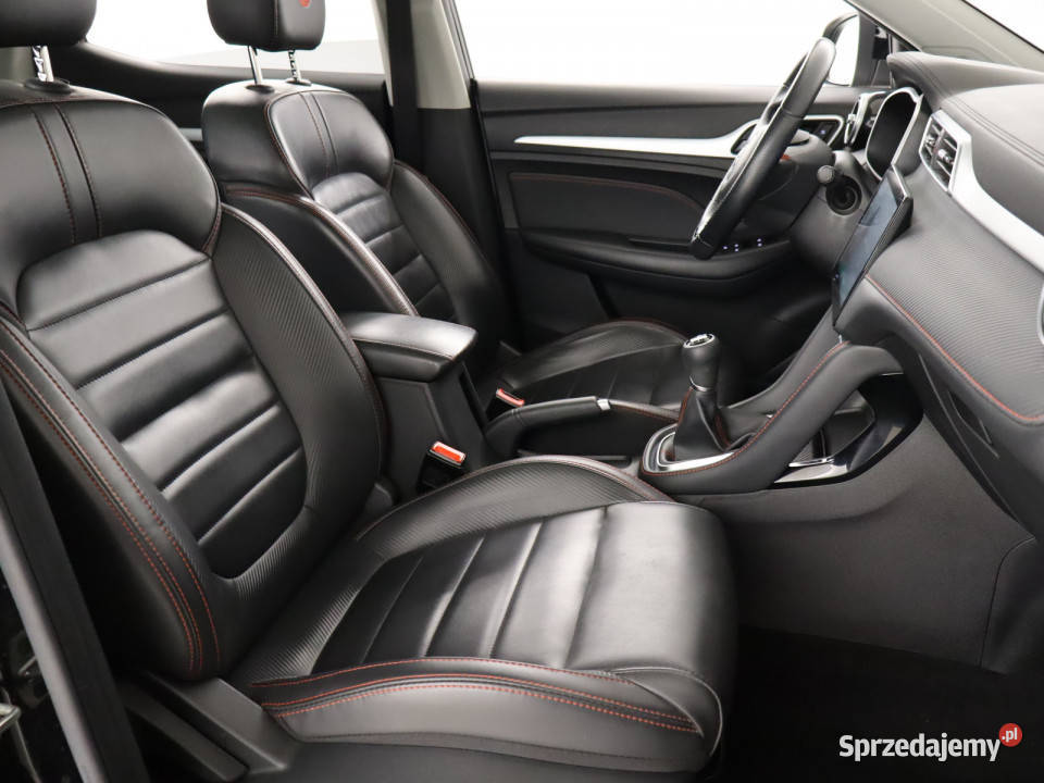 MG ZS SUV 10 Turbo światła przeciwmgielne Bielany Wrocławskie