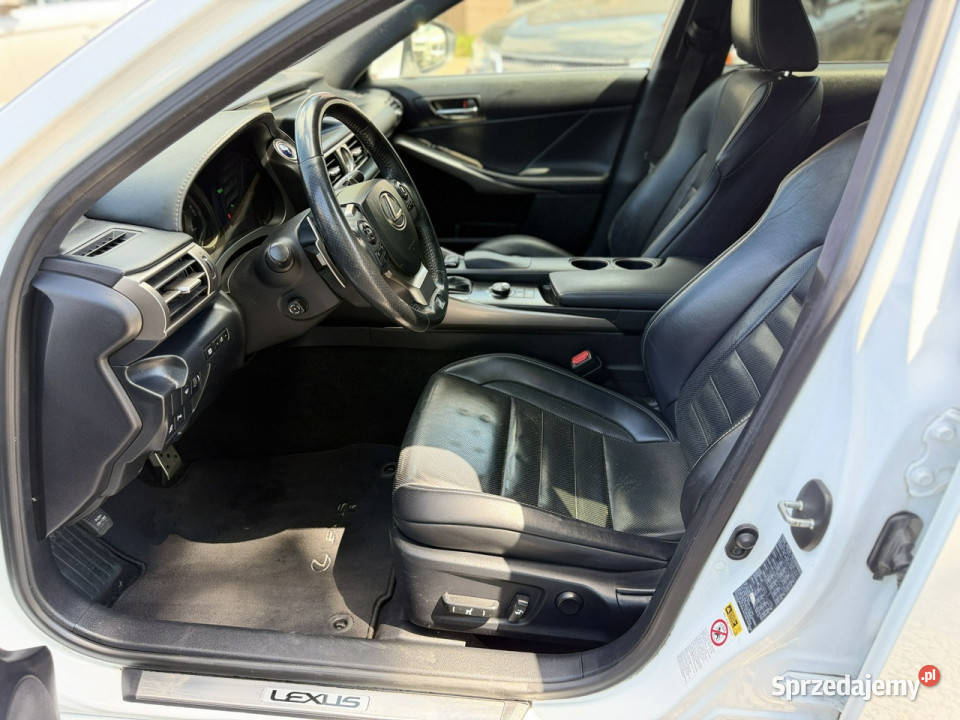 Lexus IS 300h 25 hybryda FSport navi kamera immobilizer