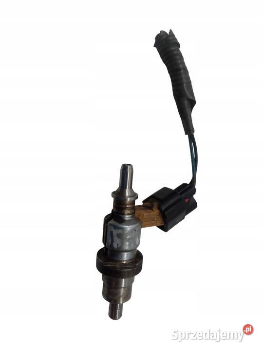 WTRYSKIWACZ ADBLUE 003102F 2371026011 Toyota