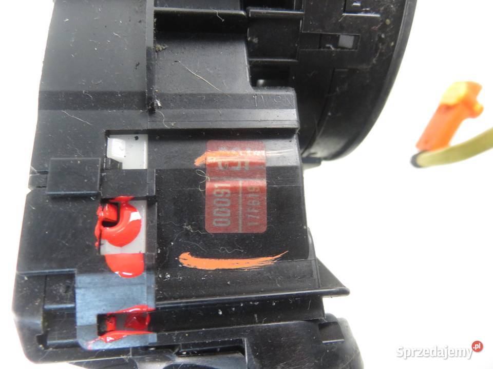 PRZEŁĄCZNIK ZESPOLONY TOYOTA YARIS II P9 Panele sterowania, przełączniki sprzedam