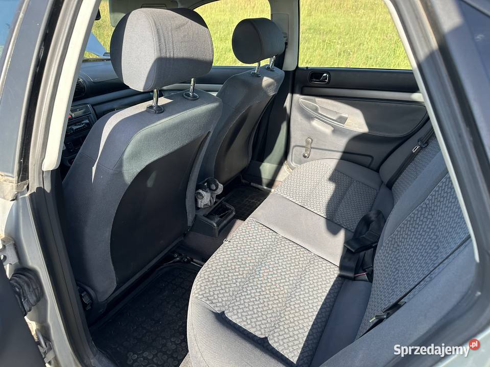 Sprzedam Audi A4 B5 16 benzyna Lubartów