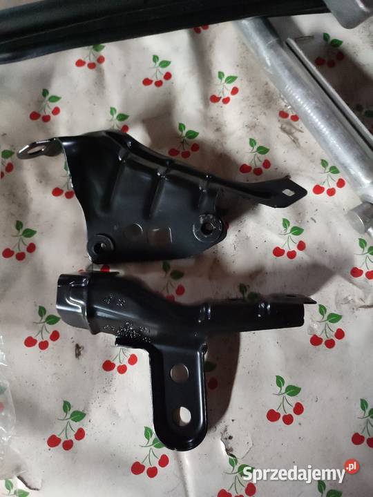 Golf VIII wspornik błotnik przedni prawy Łódź sprzedam