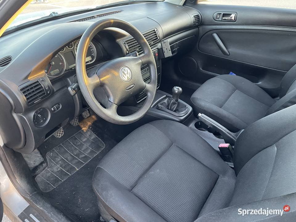 Volkswagen Passat B5 FL 19 TDI 2003 niski 1896cm3 Passat lubelskie sprzedam