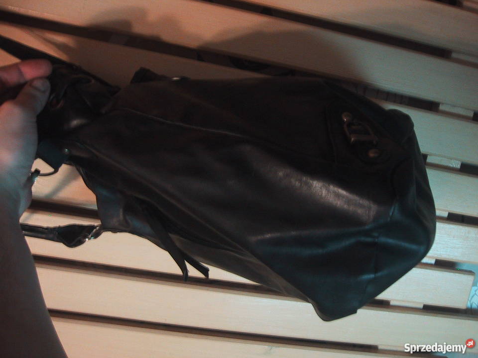 Duża39x33 czarna torebka do rękina ramieeko Na ramię  Świdnik sprzedam