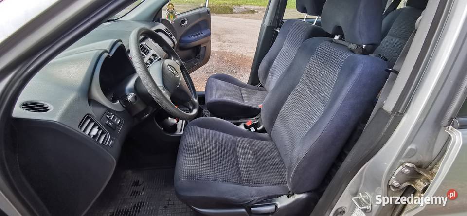 Honda HRV 1 wersja Srebrna 5 cio drzwiowa HRV Rybnik