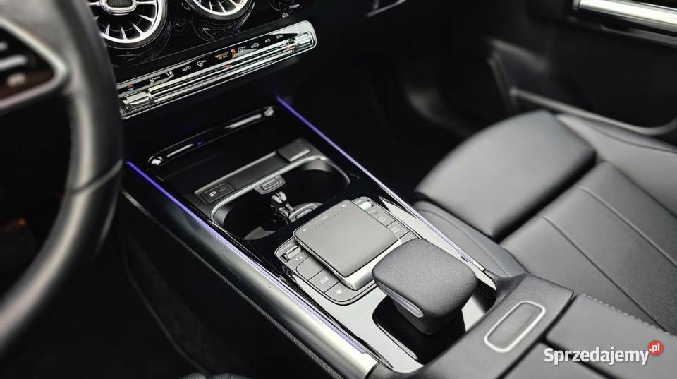 Mercedes Gla 250 4matic serwis aso nowy benzyna Brzeźnica