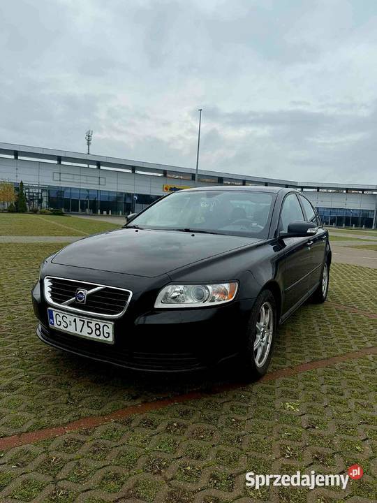 VOLVO s40 2008 18 benzyna 158 gniazdo AUX Słupsk