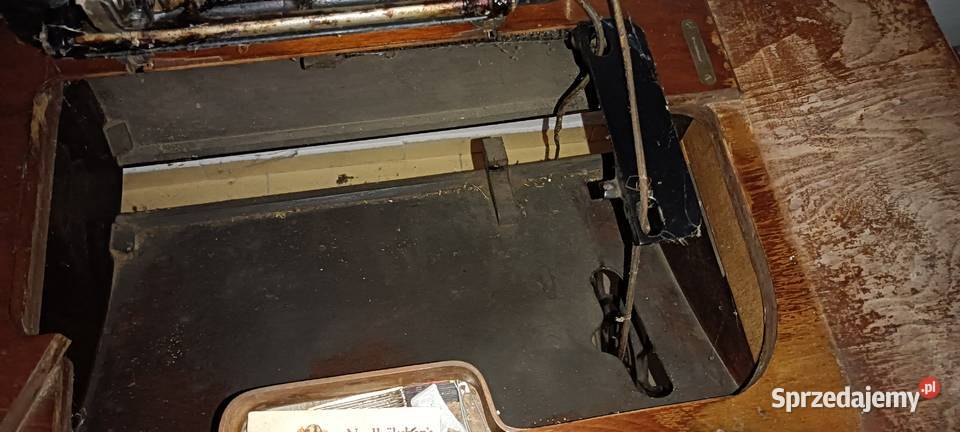 Maszyna do szycia Singer z akcesoriami oryginał kujawsko-pomorskie Bogucin