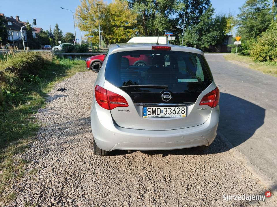 Meriva salon fabryczna LPG 64 przesuwane tylne manualna Warszawa