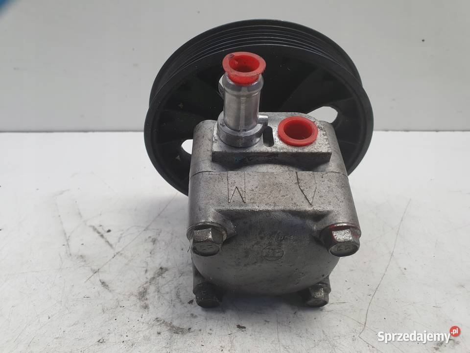 Volvo V70 II 24 T POMPA WSPOMAGANIA osobowe lubelskie Chełm