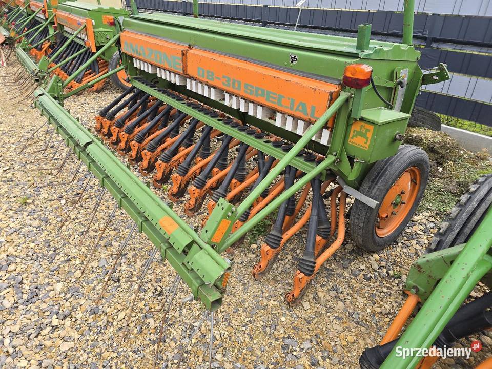 Siewnik zbożowy Amazone D8 Special II 3m import Maków sprzedam