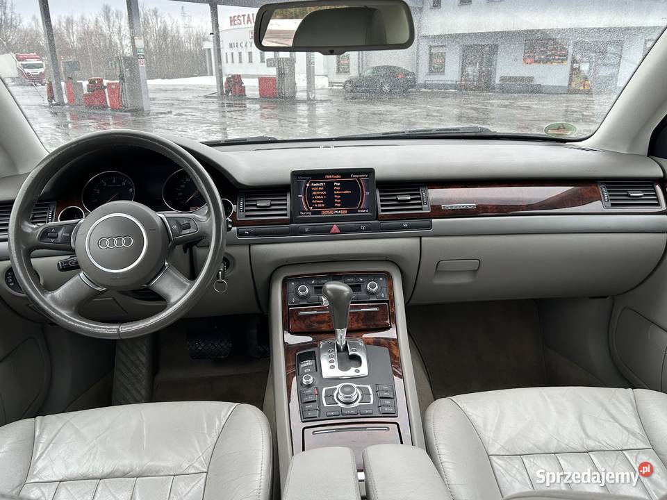 Audi A8 D337 Lubartów