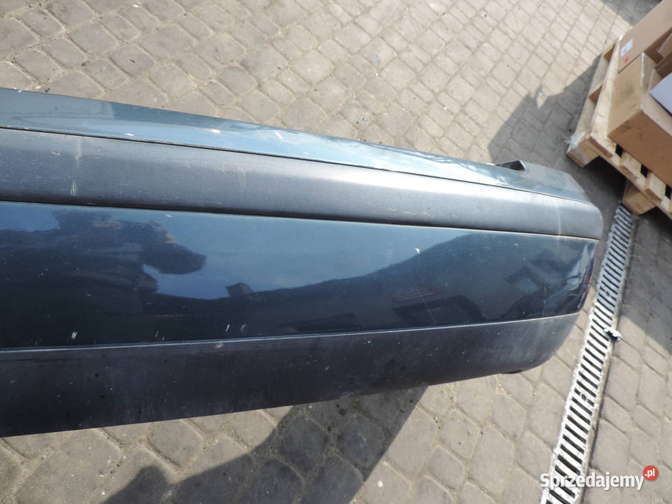 ZDERZAK TYLNY VW PASSAT B5 SEDAN