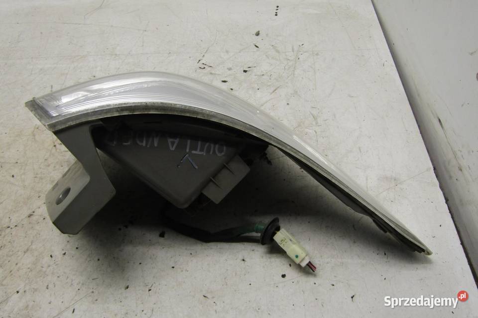 LAMPA TYLNA LEWY TYŁ LED MITSUBISHI OUTLANDER osobowe