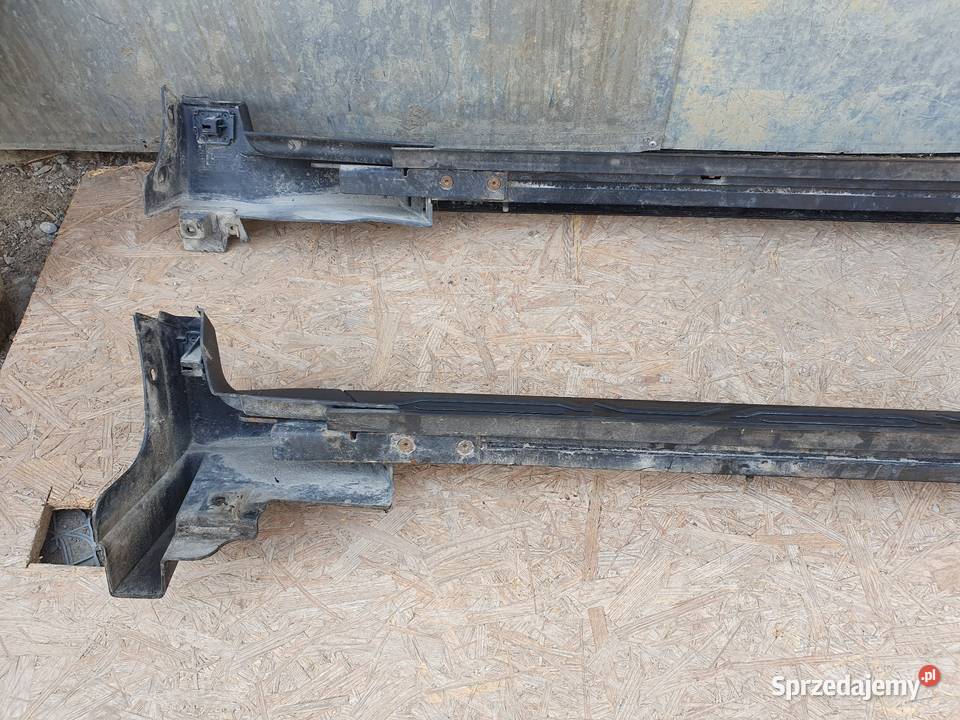 NISSAN XTRAIL T32 LIFT LISTWA PROGOWA LEWA Międzychód