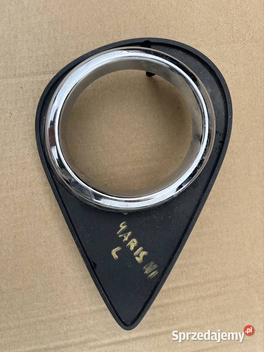 TOYOTA YARIS III LIFT 1417 20142017 KRATKA RAMKA osobowe wielkopolskie Międzychód