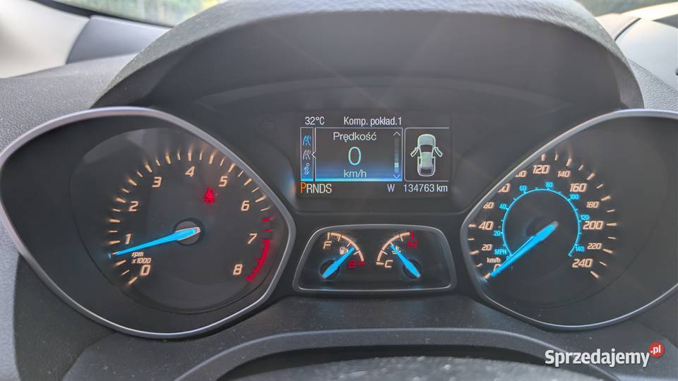 Ford Escape 16 ecoboost BG automat 4x4