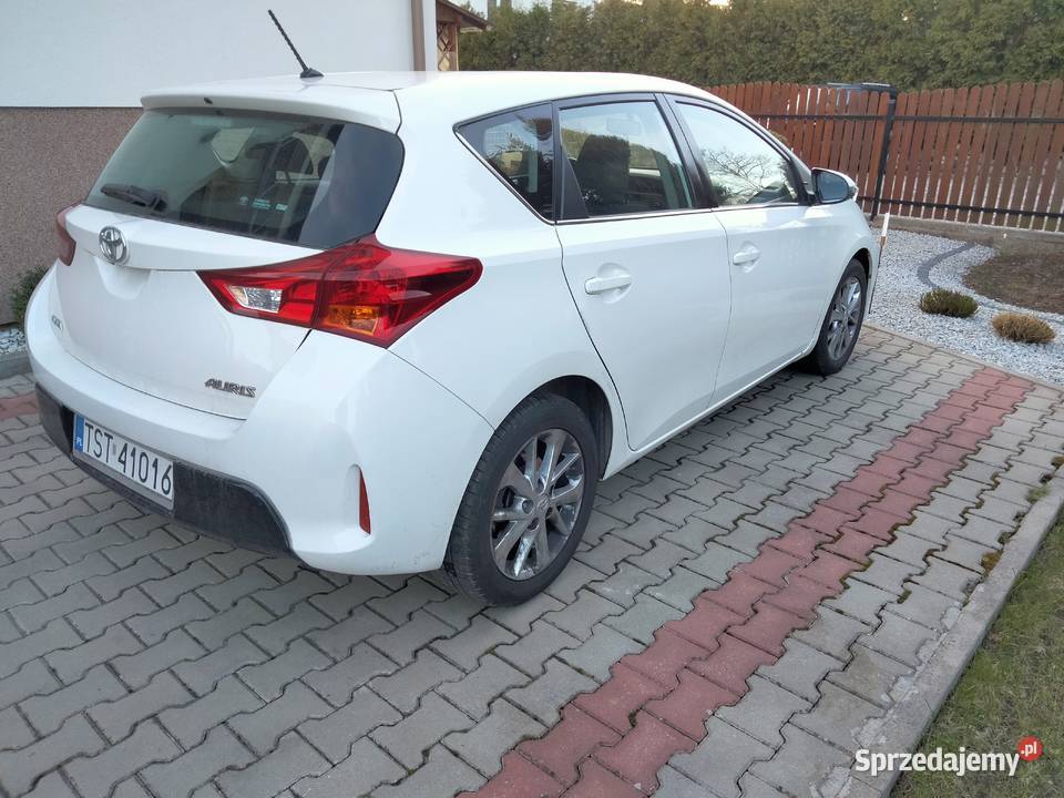 Toyota Auris niski przebieg diesel Auris Toyota Starachowice