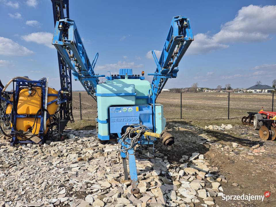 Opryskiwacz ciągany Blanchard ALUMINIOWE RAMIONA Tecnoma Okrzeja