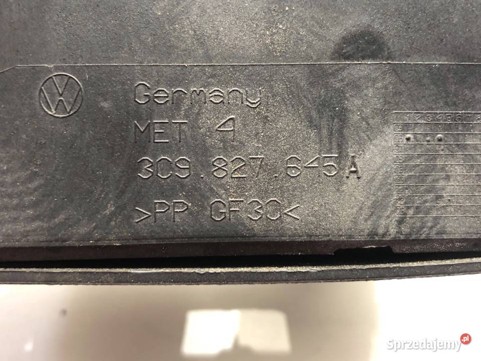 ZAMEK KLAPY TYŁ VW PASSAT B7 Kombi 3C9827645A osobowe sprzedam