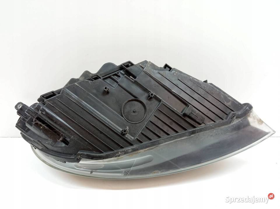 LAMPA PRZÓD LEWA EUROPA H7 31420003 Volvo V40 II