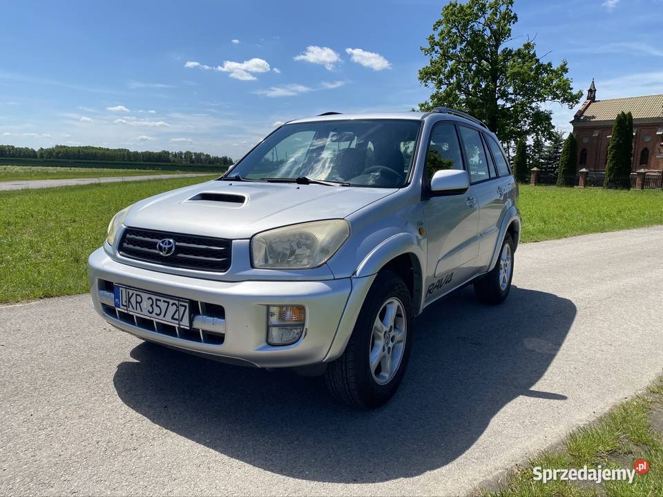 Toyota RAV4 20 D4D 4x4 nieuszkodzony RAV4 Zwoleń