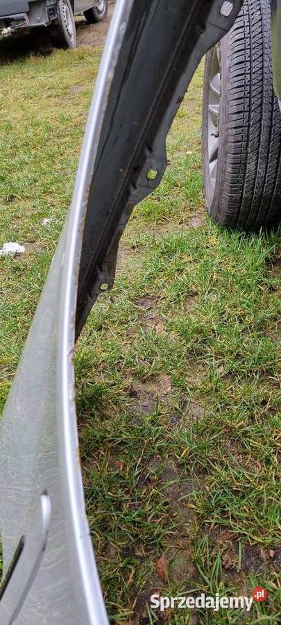 Mercedes w203 C klasa blotnik lewy osobowe Pionki sprzedam