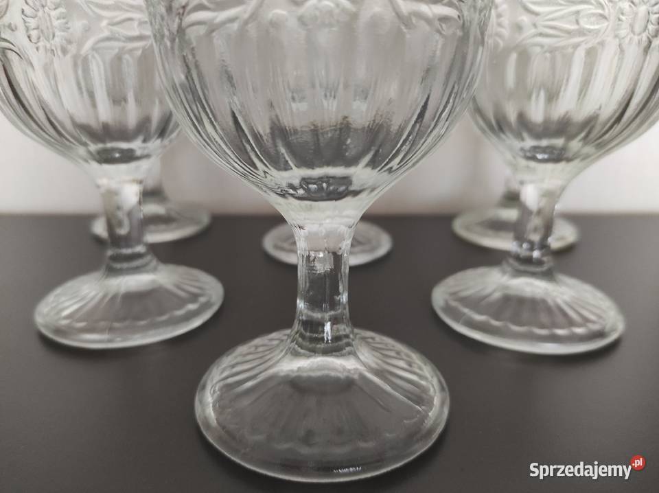 Kielichy puchary stare szkło Ząbkowice PRL Nowe Białystok