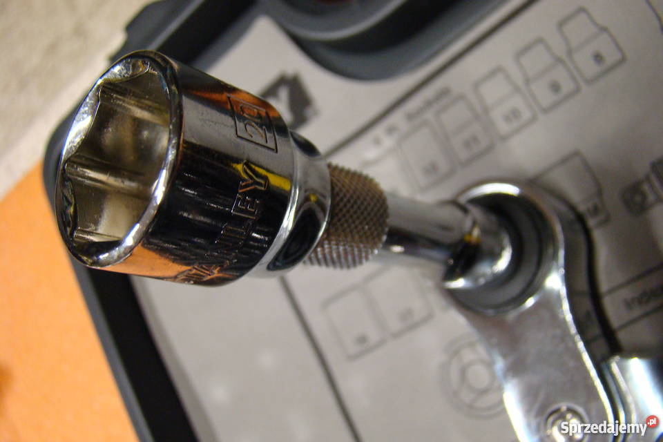 Zestaw kluczy nasadowych 38 STANLEY 23 187929 Bielsko-Biała