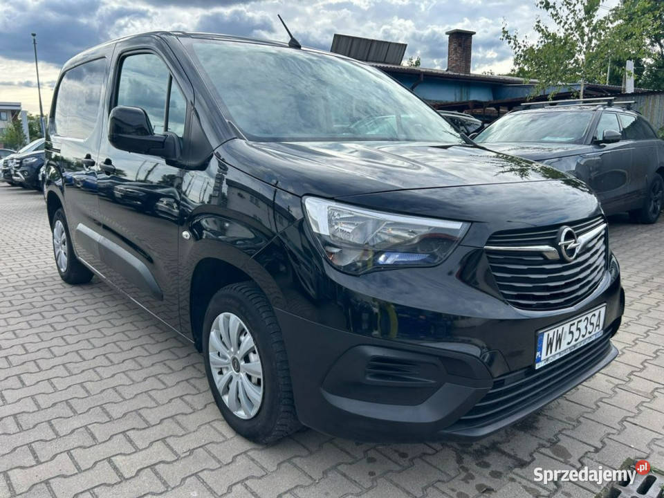 Opel Combo Pierwsza rejestracja w 2020rSalon 102KM mazowieckie