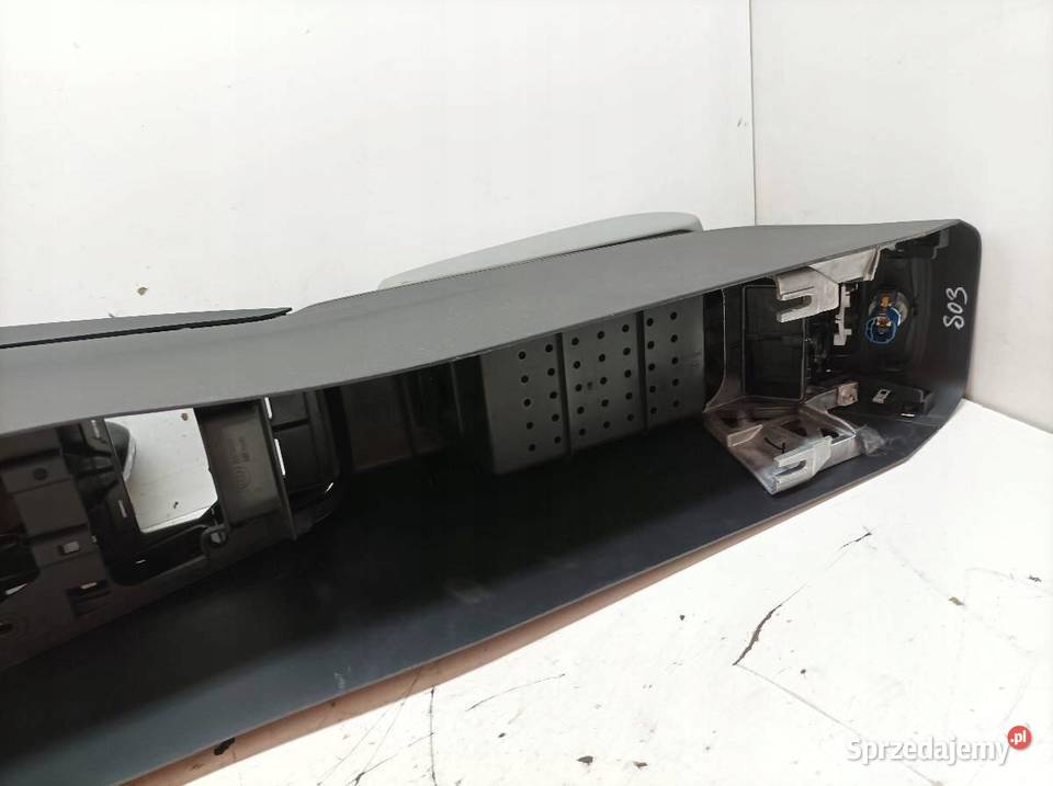 TUNEL ŚRODKOWY PODŁOKIETNIK SZARA SKÓRA Audi A3 Rok produkcji 2017