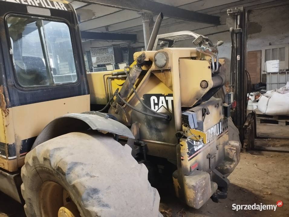 Ładowarka teleskopowa Catapilar Th62 Świebodzice
