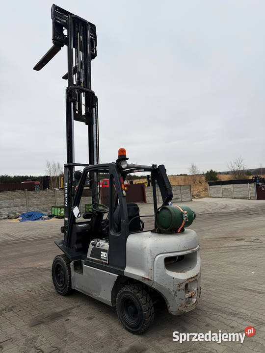wózek widłowy NISSAN FG30 LPG 3000 Triplex 475m Działoszyn