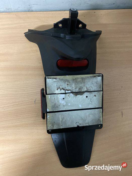 Piaggio Medley Zadupek osłona Tablicy Poznań