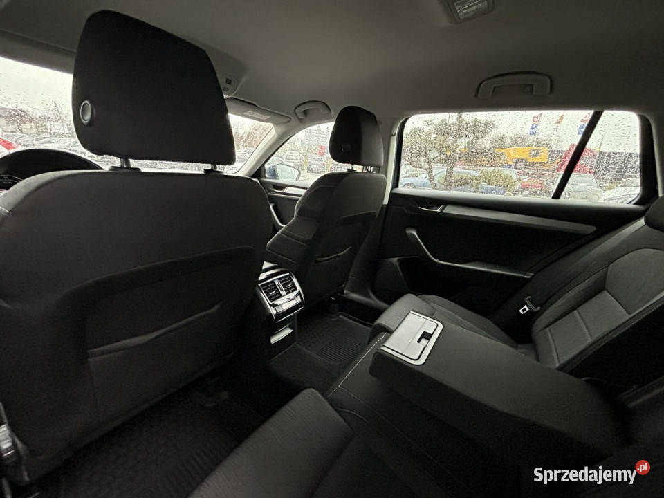 koda Superb SERWIS led bixenon nawigacja DSG PDC centralny zamek sprzedam