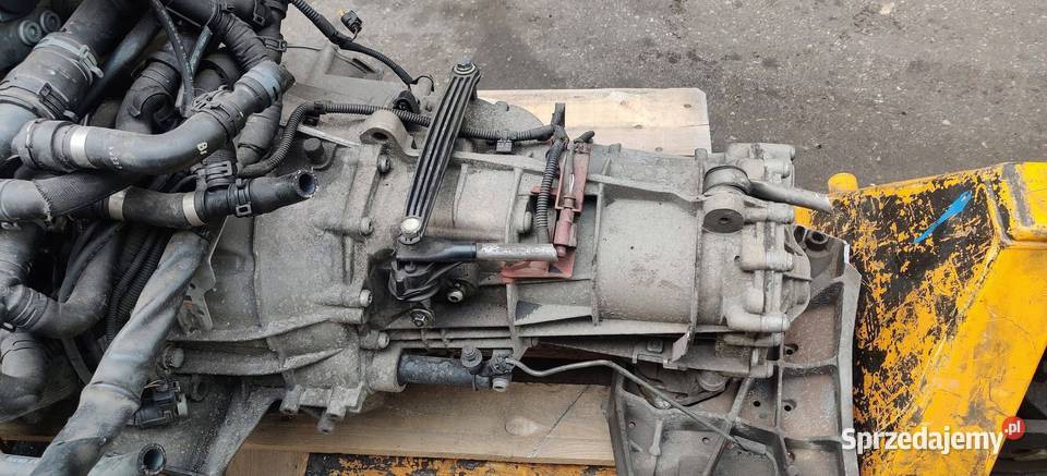 AUDI A4 B8 JST 20TDI MANUALNA 6BIEGOWA SKRZYNIA