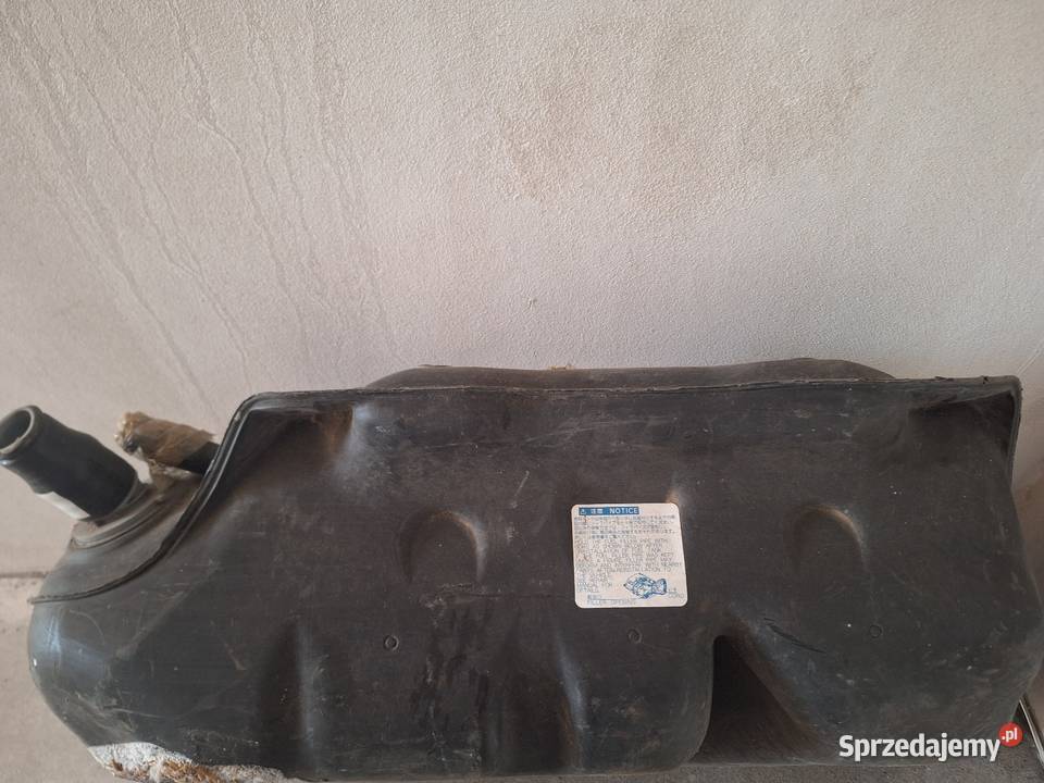Sprzedam bak paliwa TOYOTA YARIS pomorskie