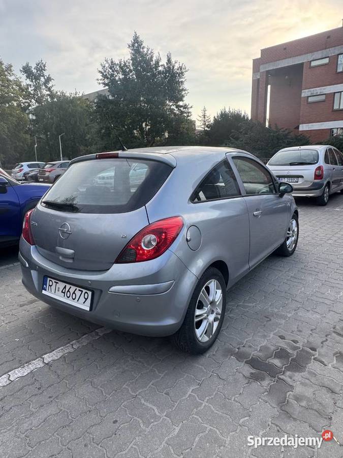 Opel Corsa D 2008r 12 doinwestowany sprzedam