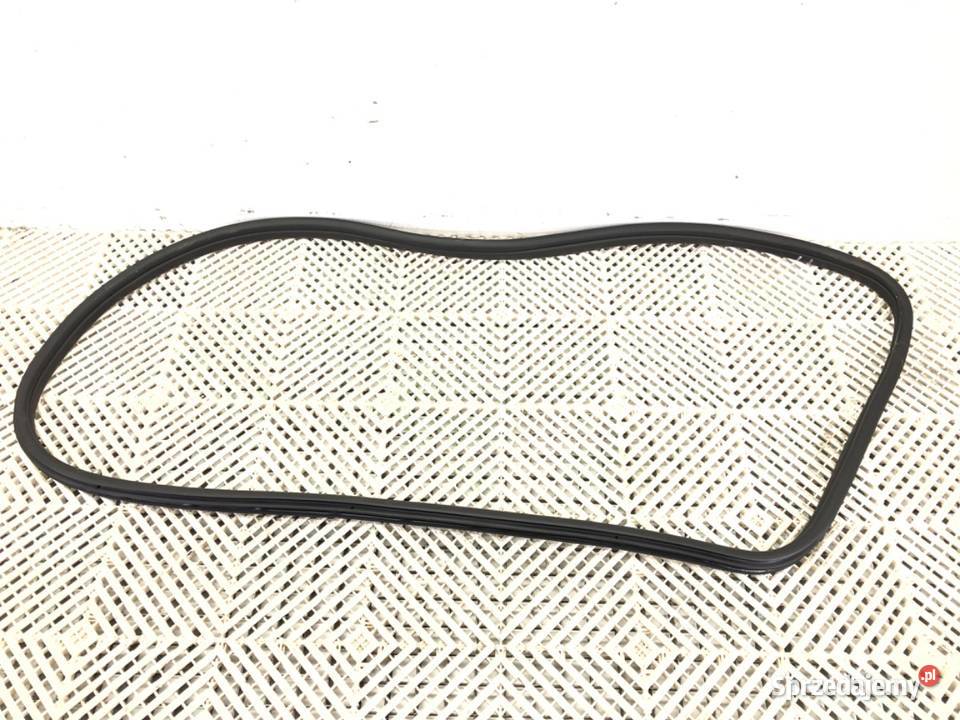USZCZELKA DRZWI TYŁ PRAWA BMW X1 U11 20222025 Uszczelki
