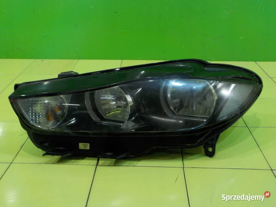 JAGUAR XE 20 D 16r SEDAN 4D lampa lewa przod osobowe