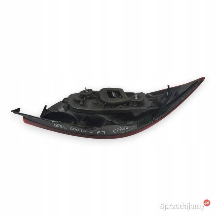 LAMPA PRAWA Opel Corsa D HTB 3D LIFT tylna Chełm