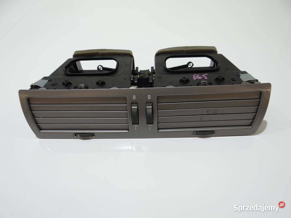 KRATKA NAWIEWU KLIMATYZACJI BMW E65 8223599 osobowe Strzyżewice sprzedam