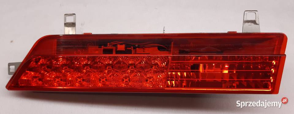 LAMPA PRAWY TYŁ W KLAPĘ BMW 7 E65 8379690 osobowe Mielęcin