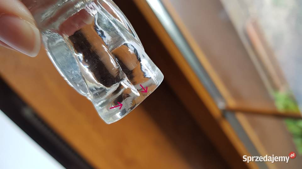 Szklana figurka Dziecko chłopiec z serii Rodzina Porcelana i szkło śląskie Dąbrowa Górnicza