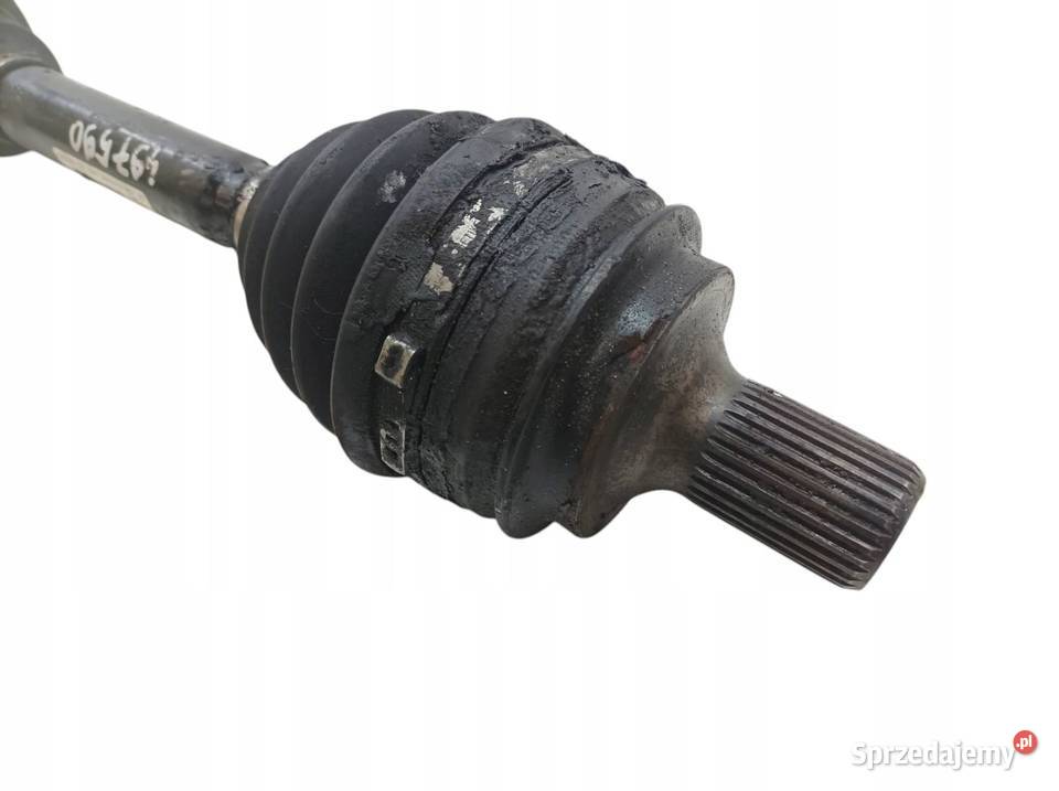 PÓŁOŚ PRAWY PRZÓD 4MATIC 22 CDI A2053303806