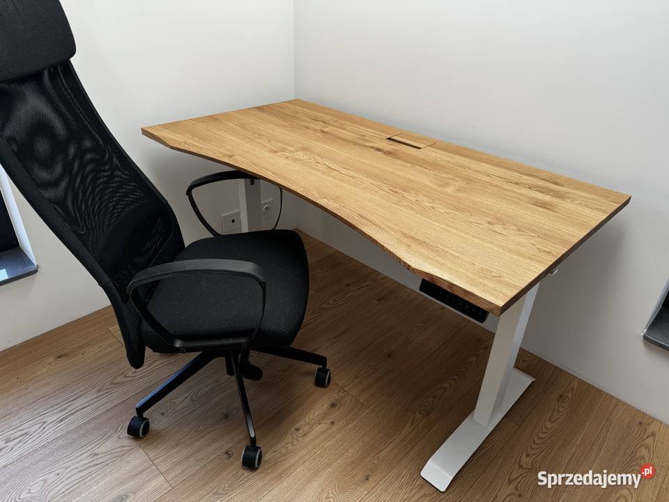 Biurko elektryczne z blatem dębowym