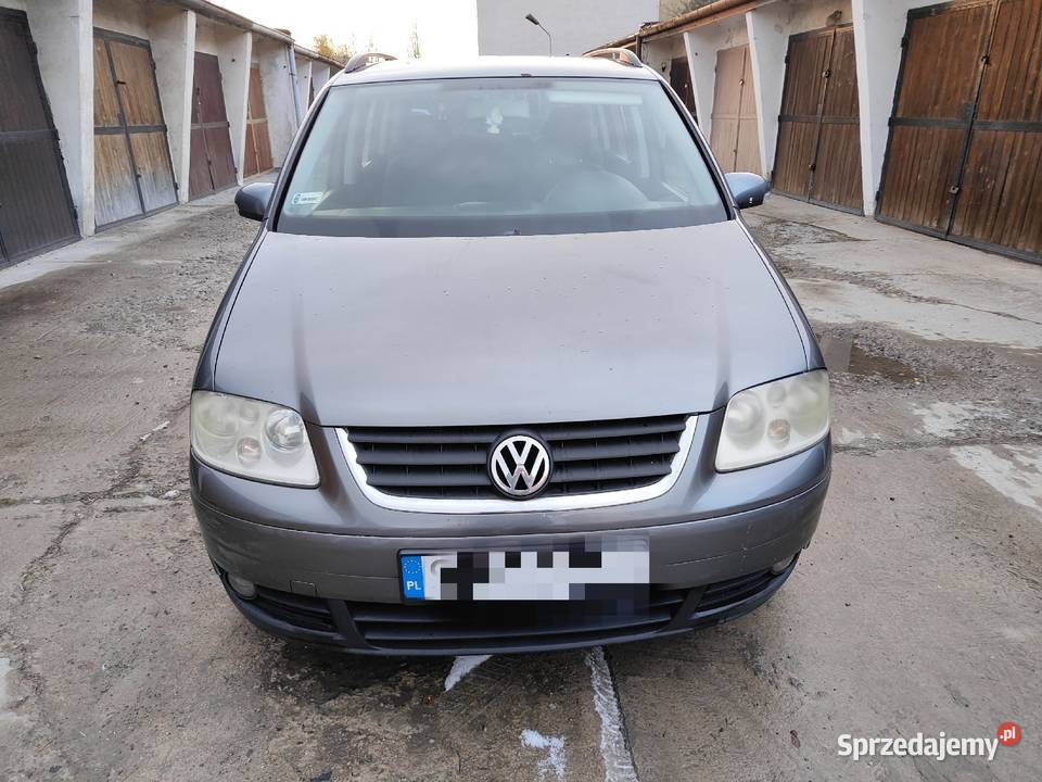 VOLKSWAGEN Touran 2.0 TDI 7 osobowy. Skrzynia biegów 6. Climatronic.