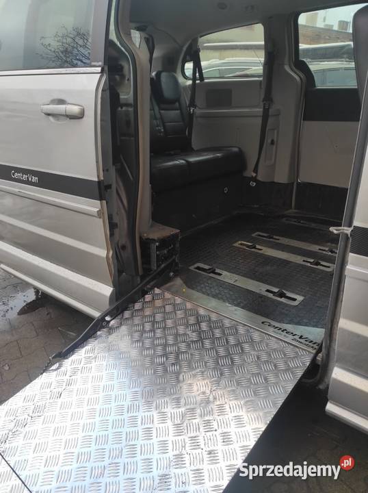 Niepełnosprawnych Chrysler Grand Voyager Rok produkcji 2010 Częstochowa