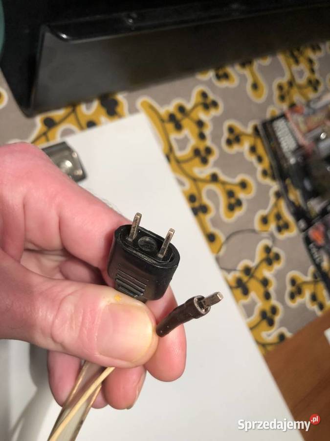 Antena uniwersalna radiowa UKF D S K Tychy