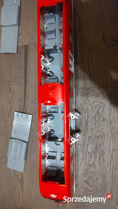 duży pociąg miejski Książ Wielkopolski